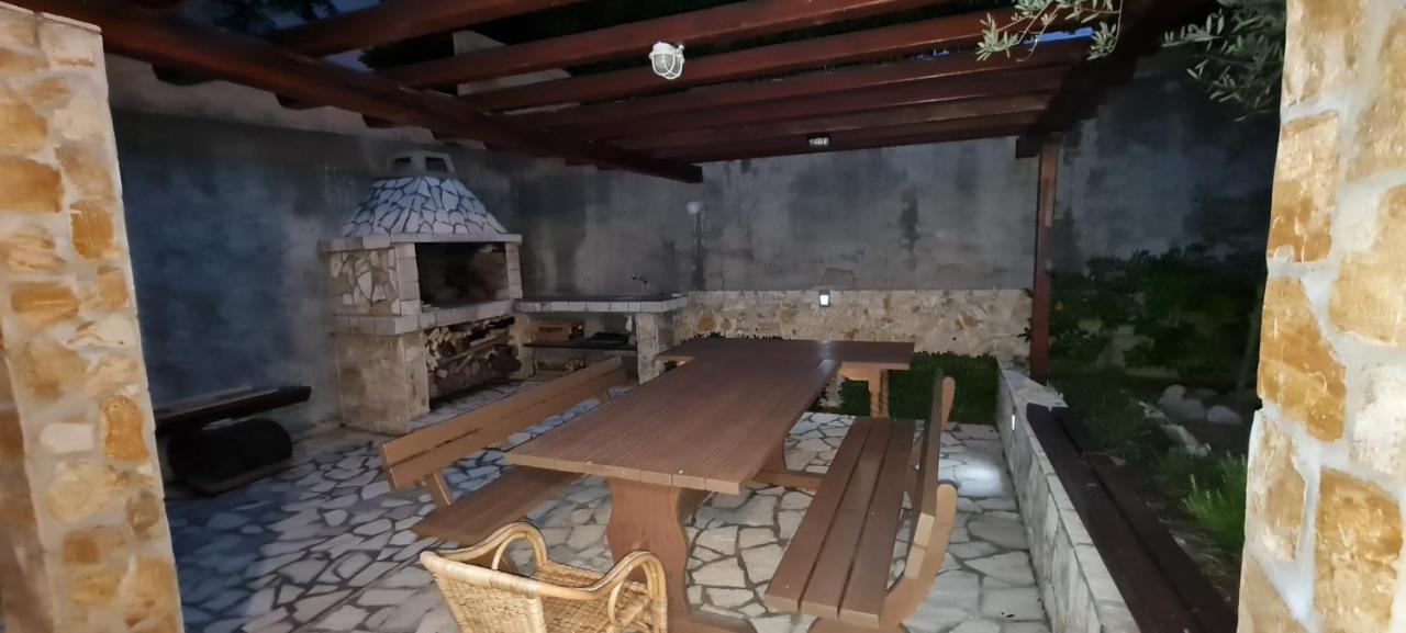 Apartmani Presecki Pag Town Exterior foto